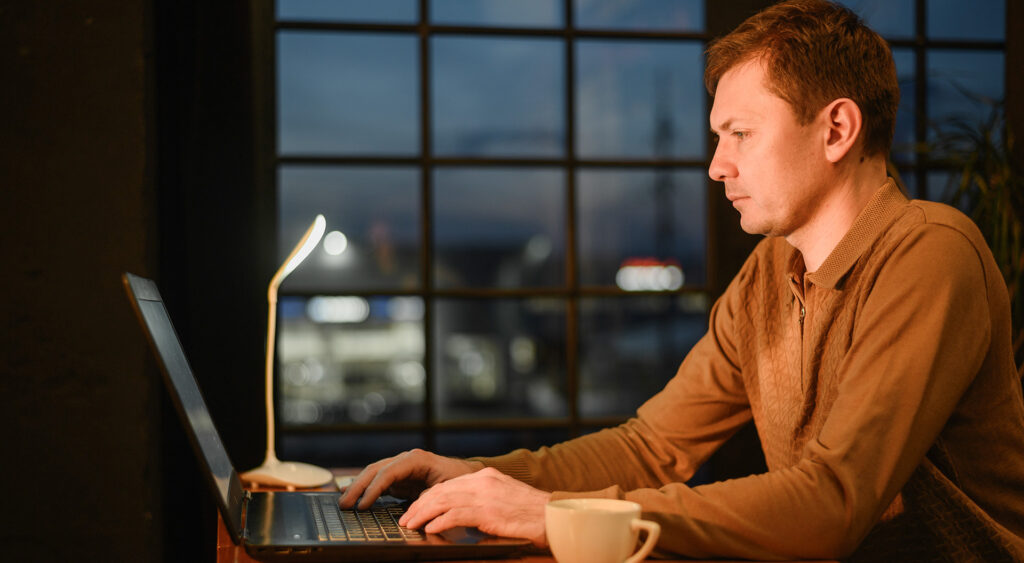 الويبينار الأول “أساسيات وتقنيات العمل عن بعد”