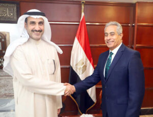 "المطيري" يهنىء "شحاتة" لتوليه وزارة القوى العاملة