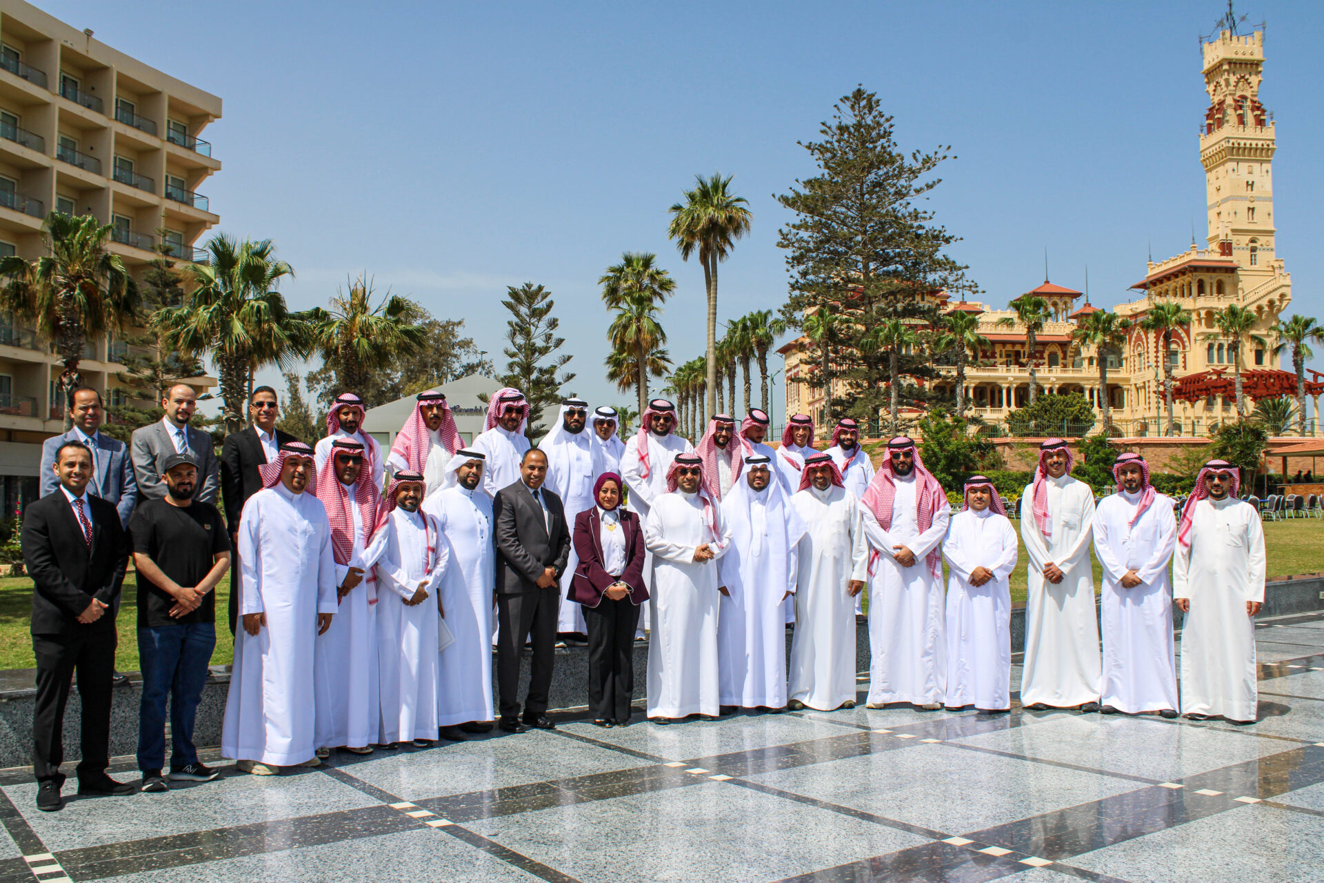 دورة تدريبية حول "إدارة التغيير والعمل الجماعي" لصالح اللجنة الوطنية للجان العمالية بمدينة الإسكندرية