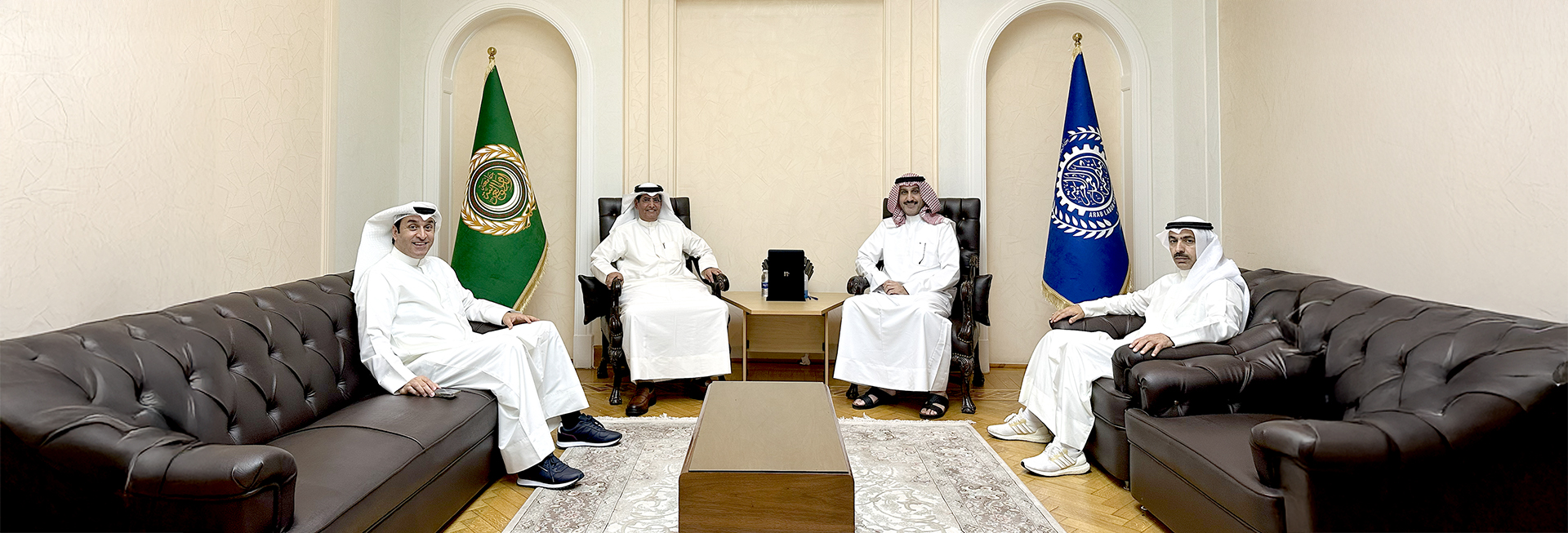 رئيس الاتحاد العام لعمال الكويت يزور مقر منظمة العمل العربية بالقاهرة