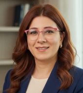 ‏الأستاذة ايمان الحضري